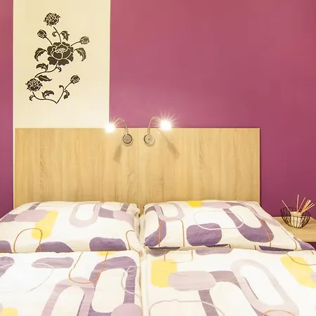 Gasthof Apartmany - Penzion Smetanka 3*