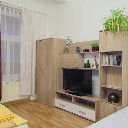 Gasthof Apartmany - Penzion Smetanka 3*