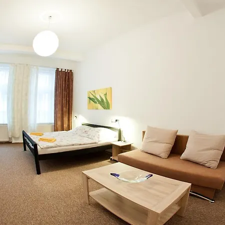 Gasthof Apartmany - Penzion Smetanka 3*