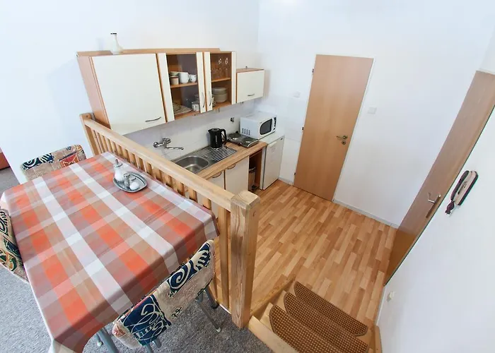 - Smetanka 게스트하우스 3*